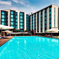 Отель Hilton Garden Inn Venice Mestre San Giuliano Италия, Венеция - 5 отзывов об отеле, цены и фото номеров - забронировать отель Hilton Garden Inn Venice Mestre San Giuliano онлайн бассейн