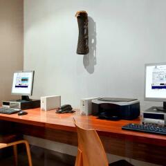 Отель Hilton Fiji Beach Resort and Spa интерьер отеля
