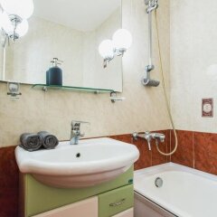 Гостиница DailyRooms Na Pyatnitskoy Apartments в Москве отзывы, цены и фото номеров - забронировать гостиницу DailyRooms Na Pyatnitskoy Apartments онлайн Москва ванная