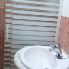 Отель With 3 Bedrooms in Ciudad Real, With Wifi Испания, Сьюдад-Реаль - отзывы, цены и фото номеров - забронировать отель With 3 Bedrooms in Ciudad Real, With Wifi онлайн ванная