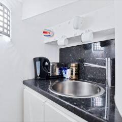 Апартаменты Modern Boho Studio - Central Brighton в номере фото 2