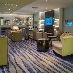 Отель Ambassador Transit Lounge Singapore T3 Сингапур гостиничный бар
