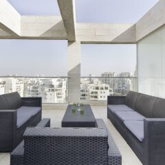 Отель Sea N' Rent - Ramat Aviv 3 Bed Тель-Авив балкон