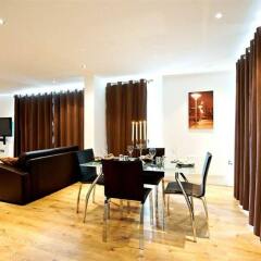 Отель Living By Bridgestreet Manchester City Centre в номере
