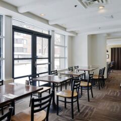 Отель Radisson Hotel Ottawa Parliament Hill Канада, Оттава - отзывы, цены и фото номеров - забронировать отель Radisson Hotel Ottawa Parliament Hill онлайн питание фото 3