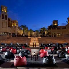 Отель Jumeirah Mina A Salam - Madinat Jumeirah ОАЭ, Дубай - 10 отзывов об отеле, цены и фото номеров - забронировать отель Jumeirah Mina A Salam - Madinat Jumeirah онлайн парковка