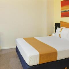 Отель Holiday Inn Express London Victoria комната для гостей фото 3