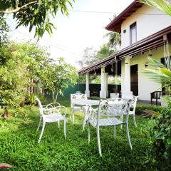 Отель River Breeze Villa Bentota Шри-Ланка, Бентота - отзывы, цены и фото номеров - забронировать отель River Breeze Villa Bentota онлайн