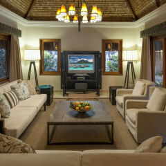 Отель The St Regis Bora Bora Resort Французская Полинезия, Бора-Бора - отзывы, цены и фото номеров - забронировать отель The St Regis Bora Bora Resort онлайн интерьер отеля
