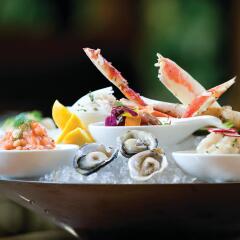 Отель Four Seasons Hotel Vancouver Канада, Ванкувер - отзывы, цены и фото номеров - забронировать отель Four Seasons Hotel Vancouver онлайн в номере фото 2