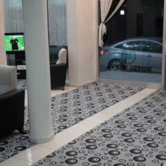 Hotel Mirva парковка
