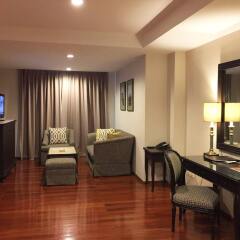 Отель Asoke Residence Sukhumvit Бангкок комната для гостей фото 3