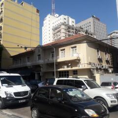 Отель Downtown Marginal Guest House городской автобус