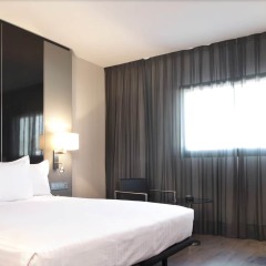 Отель AC Hotel Sants by Marriott Испания, Барселона - отзывы, цены и фото номеров - забронировать отель AC Hotel Sants by Marriott онлайн комната для гостей фото 2
