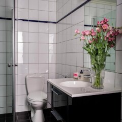 Отель Frogner House Apartments - Skovveien 8 Норвегия, Осло - 3 отзыва об отеле, цены и фото номеров - забронировать отель Frogner House Apartments - Skovveien 8 онлайн ванная фото 2