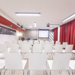 Отель HB Aosta Аоста помещение для мероприятий