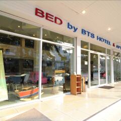 Bed by Tha-Pra Hotel and Apartment банкомат
