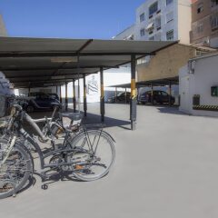 Отель Casual Valencia De Las Artes Испания, Валенсия - 2 отзыва об отеле, цены и фото номеров - забронировать отель Casual Valencia De Las Artes онлайн спортивное сооружение