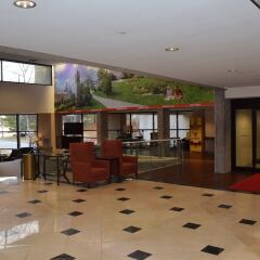 Gateway Hotel and Conference Center интерьер отеля фото 2