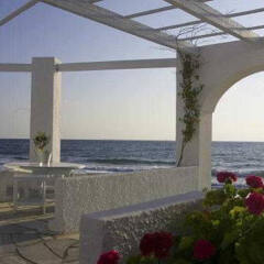 Отель Thalassa Seaside Resort