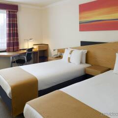 Отель Holiday Inn Express Strathclyde Park M74 JCT 5 Великобритания, Глазго - отзывы, цены и фото номеров - забронировать отель Holiday Inn Express Strathclyde Park M74 JCT 5 онлайн комната для гостей фото 2