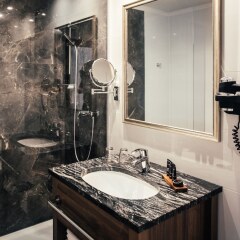 Hotel Grand City Вроцлав ванная