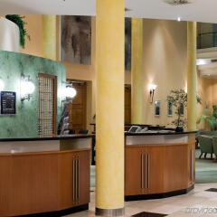Отель Quality Hotel Plaza Dresden Германия, Дрезден - 2 отзыва об отеле, цены и фото номеров - забронировать отель Quality Hotel Plaza Dresden онлайн интерьер отеля фото 3