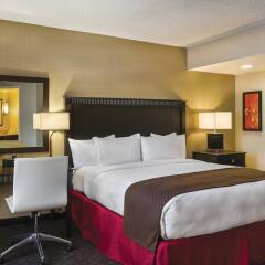 Отель Doubletree by Hilton Los Angeles Downtown США, Лос-Анджелес - 8 отзывов об отеле, цены и фото номеров - забронировать отель Doubletree by Hilton Los Angeles Downtown онлайн комната для гостей