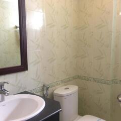 Отель Nice Swan Hotel Вьетнам, Нячанг - 8 отзывов об отеле, цены и фото номеров - забронировать отель Nice Swan Hotel онлайн ванная