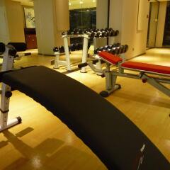 La Perle International Hotel фитнесс-зал