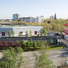 Отель Mercure Paris Porte de Versailles Expo парковка