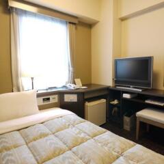 Отель Route Inn Toyama Ekimae Тояма комната для гостей фото 5