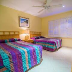 Seven Mile Beach Resort & Club in Seven Mile Beach, Cayman Islands from 407$, photos, reviews - zenhotels.com guestroom photo 5