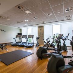 Отель Crowne Plaza Brussels Airport фитнесс-зал фото 2