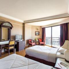 Town In Town Hotel Pattaya Паттайя комната для гостей фото 3