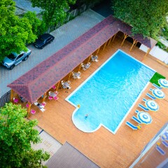 Гостиница Приморьe De Luxe в Ольгинке отзывы, цены и фото номеров - забронировать гостиницу Приморьe De Luxe онлайн Ольгинка бассейн