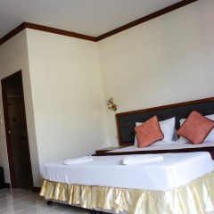 Sharaya Kata Hotel пляж Ката сейф в номере