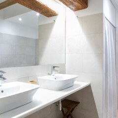 Отель ApartUP L' Almoina Испания, Валенсия - отзывы, цены и фото номеров - забронировать отель ApartUP L' Almoina онлайн ванная