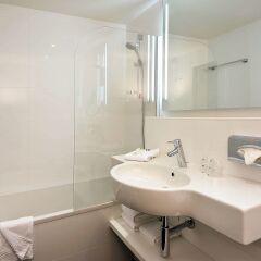 Отель Mercure Paris Bercy Bibliothèque ванная