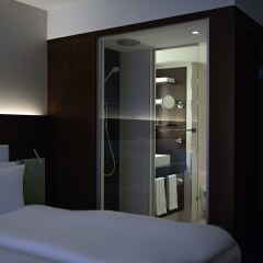 Отель Pullman Cologne Германия, Кёльн - 2 отзыва об отеле, цены и фото номеров - забронировать отель Pullman Cologne онлайн ванная фото 2