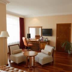 Гостиница Crowne Plaza Minsk Беларусь, Минск - 4 отзыва об отеле, цены и фото номеров - забронировать гостиницу Crowne Plaza Minsk онлайн