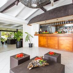 Отель Lomani Island Resort - Adults Only гостиничный бар