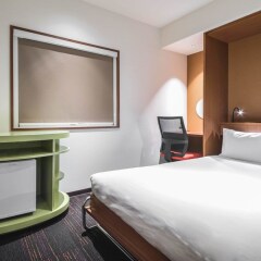 Отель The B Akasaka Япония, Токио - отзывы, цены и фото номеров - забронировать отель The B Akasaka онлайн сейф в номере
