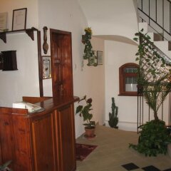 Отель Family Hotel Regina Болгария, Тырговиште - отзывы, цены и фото номеров - забронировать отель Family Hotel Regina онлайн интерьер отеля
