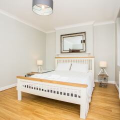 Апартаменты Lovely 1 Bedroom Studio in Belsize Park комната для гостей фото 3