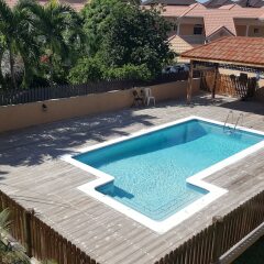 Отель Executive Suites - Palms of Ottawa бассейн