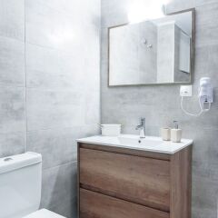 Отель Ermou Suites by Livin Urbban ванная фото 12