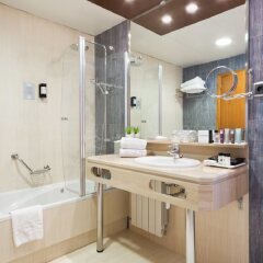 Отель Abba Garden Испания, Барселона - 5 отзывов об отеле, цены и фото номеров - забронировать отель Abba Garden онлайн ванная