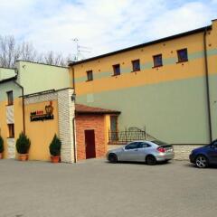 Hotel Leszczyński парковка