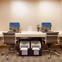 Отель Holiday Inn Vancouver Centre Канада, Ванкувер - отзывы, цены и фото номеров - забронировать отель Holiday Inn Vancouver Centre онлайн интерьер отеля